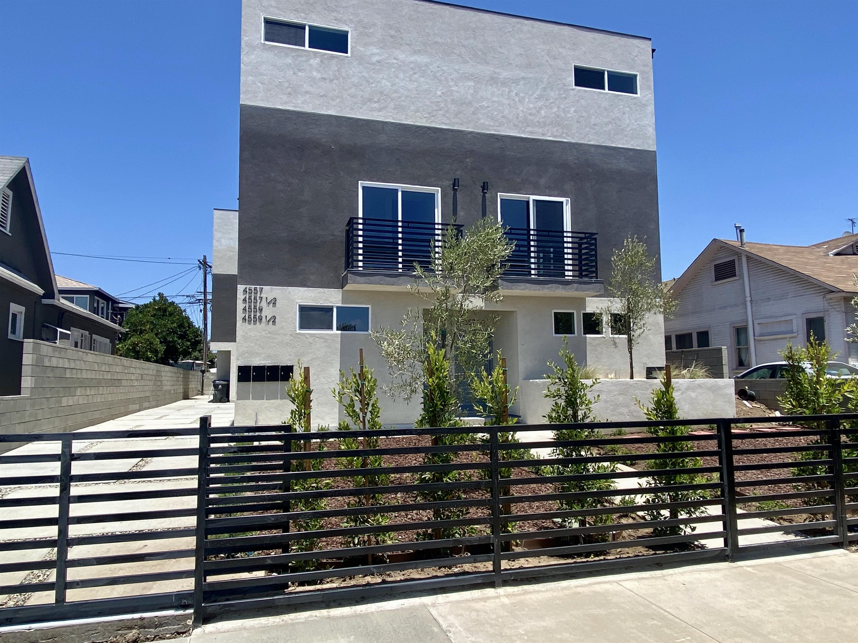 4557 Pickford Street - 4559 1/2
