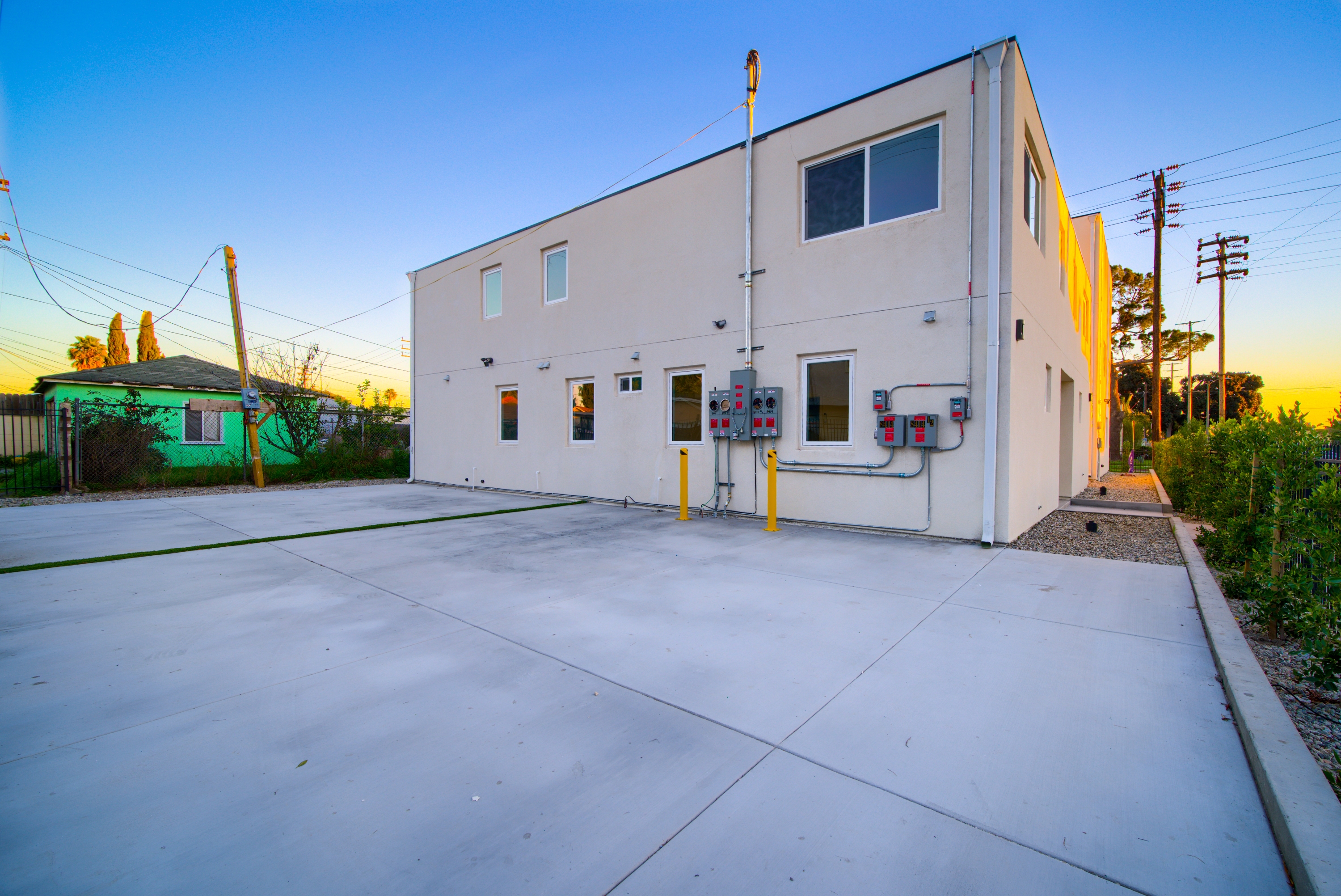 Property thumbnail image